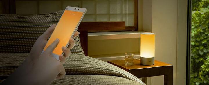 Actual product image Xiaomi Mi Bedside Lamp (300 lm)