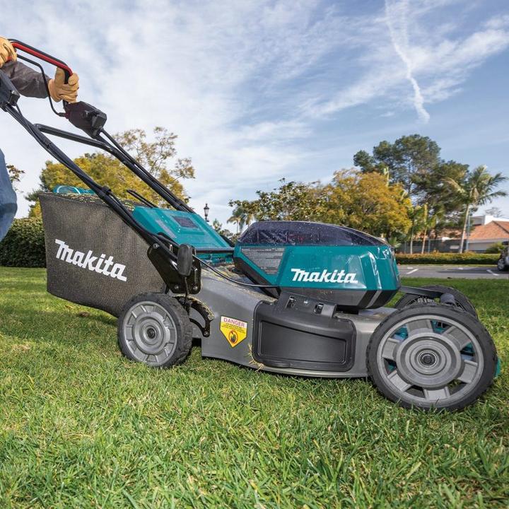 Image du produit Makita DLM532PT4 (Fonctionnement sur batterie)