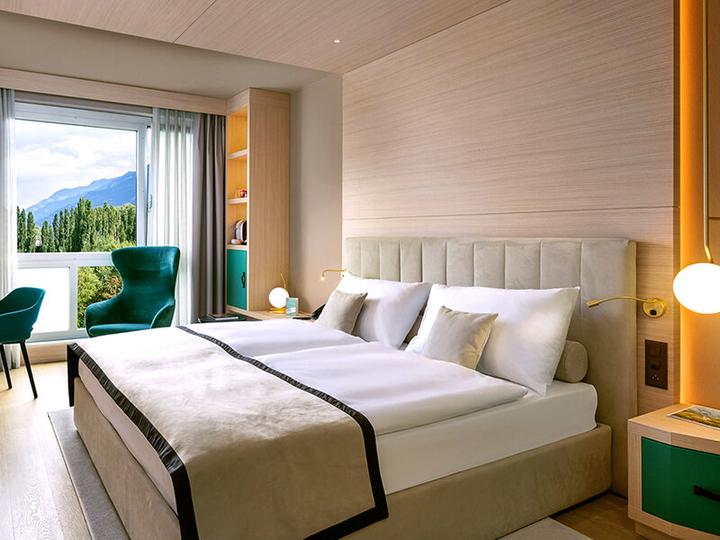 Immagine prodotto Smartbox 1 notte di charme in Svizzera con cena gourmet per 2 spose (2 pers.)