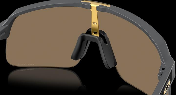 Actual product image Oakley Sutro Lite