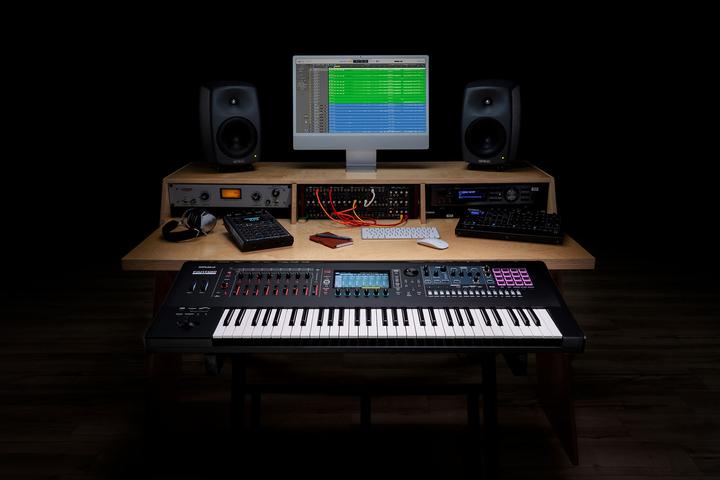 Produktbild Roland Fantom-6 EX