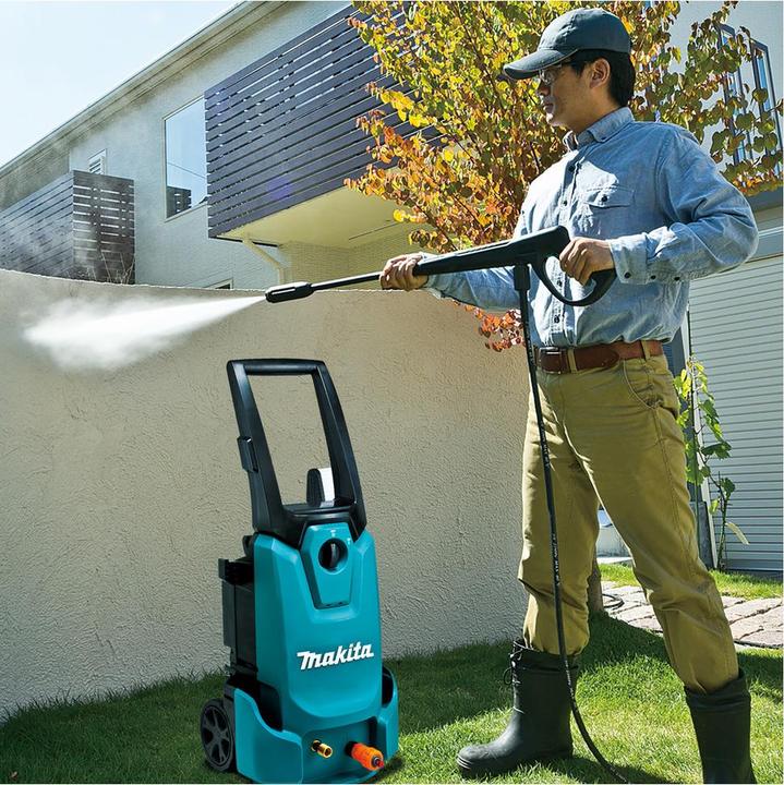 Actual product image Makita HW1200 high pressure washer 120 b (Electrical connection)