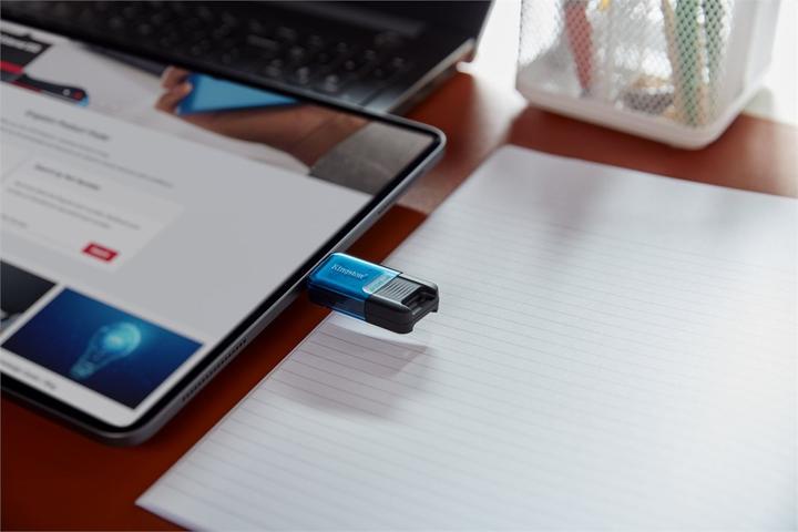 Actual product image Kingston DataTraveler 80 M (64 GB, USB-C)