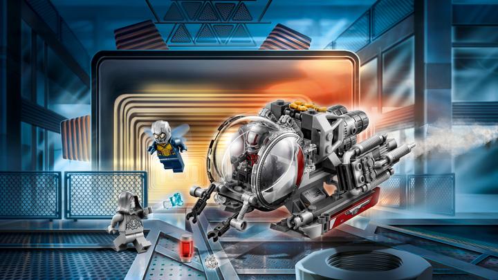 Actual product image LEGO Marvel Super Heroes Explorers of the Quantum Realm (76109, LEGO Marvel)