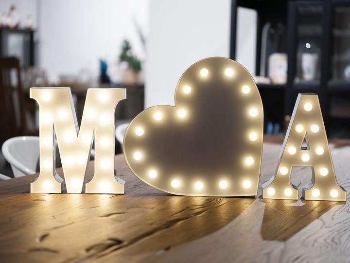Produktbild Vegas Lights Buchstabe M