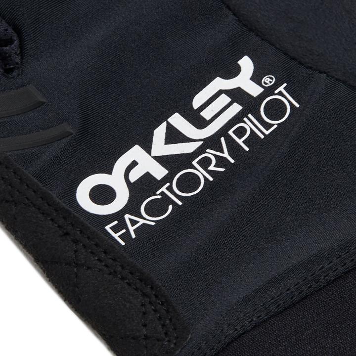 Actual product image Oakley Switchback MTB (L)