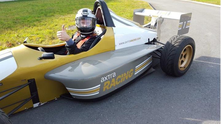 Produktbild 25 Runden Formel Rennwagen Fahren (1 Pers.)