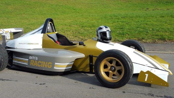 Produktbild 25 Runden Formel Rennwagen Fahren (1 Pers.)