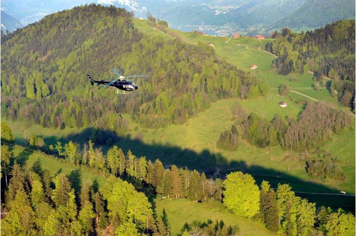 Produktbild 60 min. Helikopter Rundflug (1 Pers.)