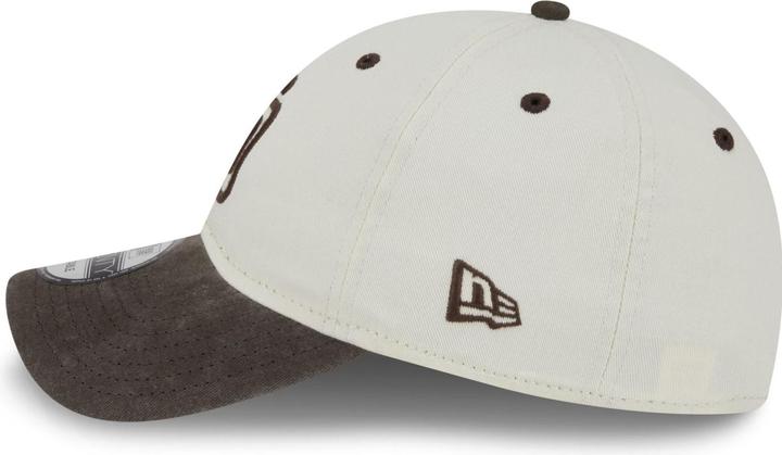 Actual product image New Era 9Twenty Casual Classics Cap - San Diego Padres Beige