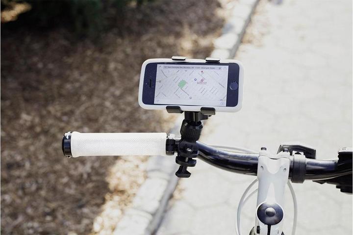 Actual product image Kikkerland Mobile phone cradle