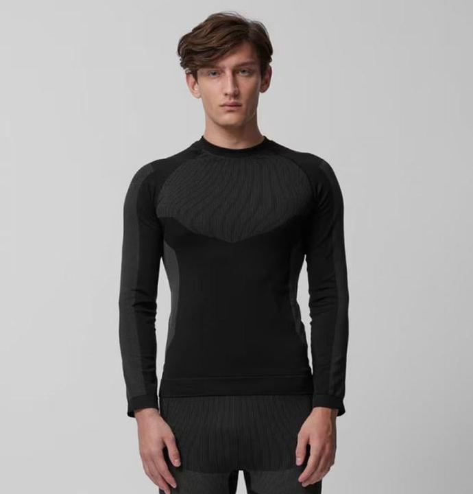 Produktbild Outhorn Herren M101 Thermoactive T-Shirt Tiefschwarz OTHAW23USEAM101 20S M/L (M/L)
