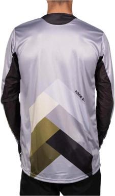 Actual product image Stay Strong Chevron (XL)