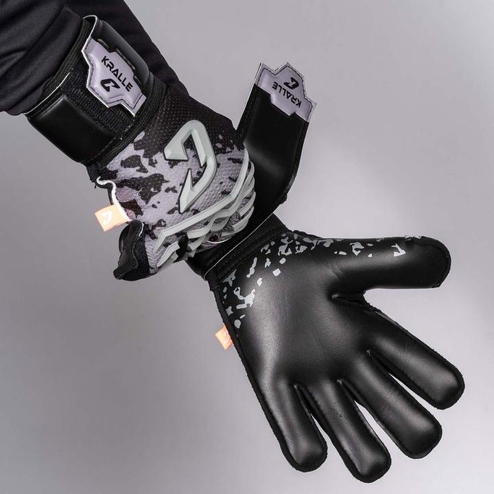 Produktbild Catch & Keep Fussballhandschuhe Kralle Splash Gr. 6 Grau Torwart Keeper Goalie Handschuhe (6)