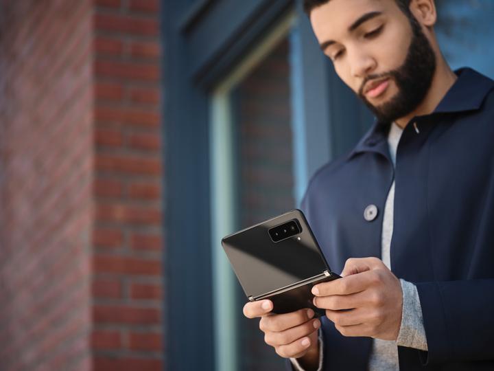 Immagine prodotto Microsoft Surface Duo 2 B2B (128 GB, Obsidian, 8.30", SIM + eSIM, 12 Mpx, 5G)