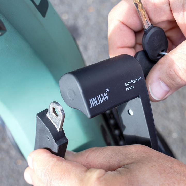 Produktbild Intirilife Fahrrad Faltschloss mit Halterung