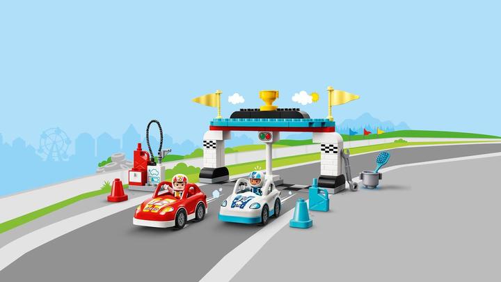 Image du produit LEGO Voitures de course (10947)