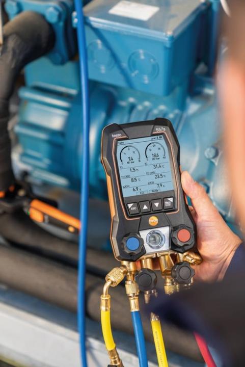 Actual product image Testo Refrigerant Meter 557s Vacuum Set