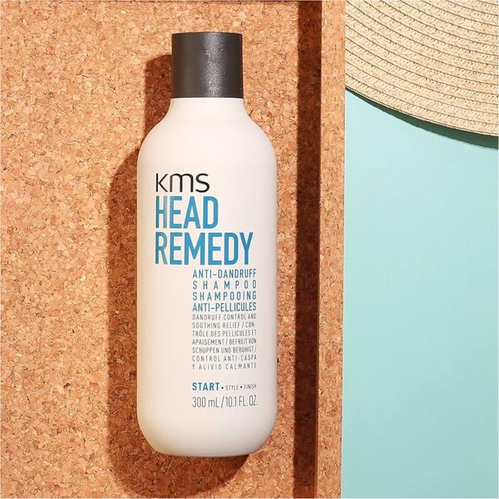 Actual product image KMS California Head Remedy (300 ml, Liquid shampoo)