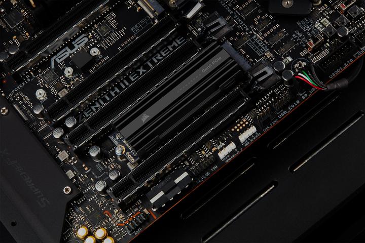 Actual product image Corsair MP600 PRO (2000 GB, M.2 2280)