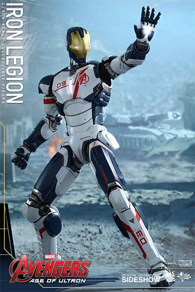 Actual product image Hot Toys Avengers - Age of Ultron "Iron Legion" 1/6 Scale Figure