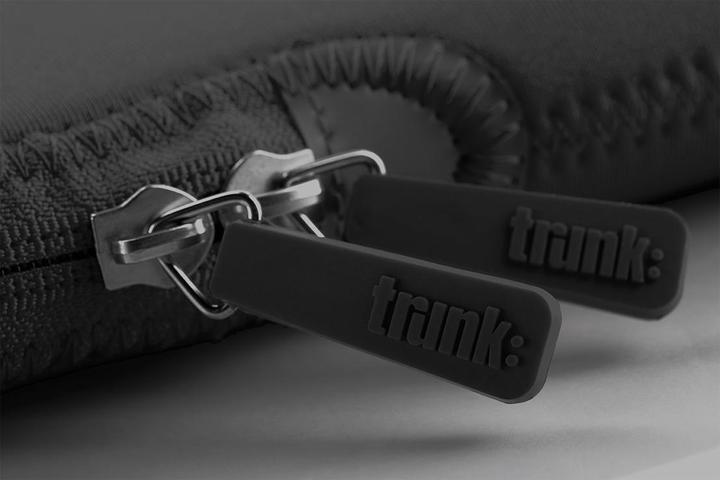 Actual product image Trunk 15.6" PC sleeve (15.60")