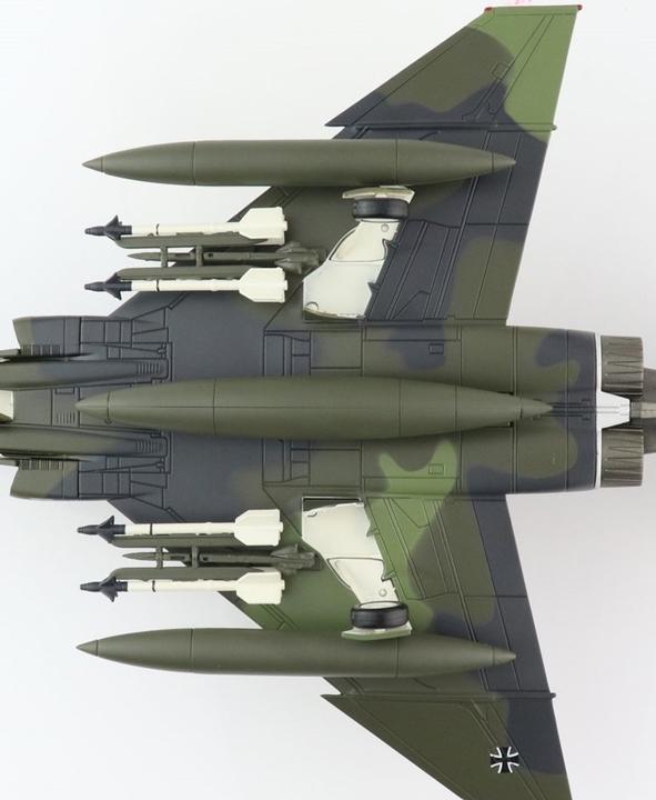 Produktbild Hobby Master RF-4E Phantom Norm 83A, 35+67 AufklG 52, Deutsche Luftwaffe, Leck 1992 1:72 HA19050.