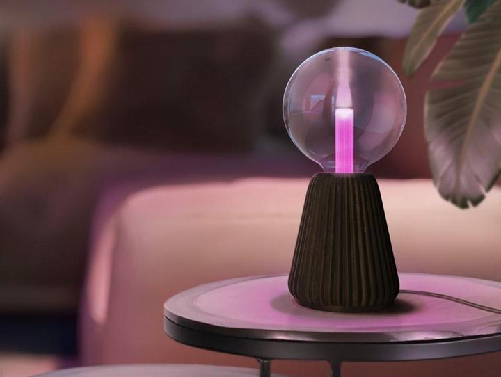 Productafbeelding Philips Hue Witte & gekleurde sfeerlichtgids reuze wereldbol (E27, 6.80 W, 500 lm, 1 x, G)