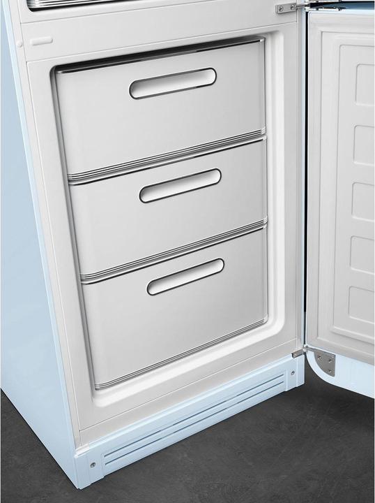 Image du produit Smeg Style rétro FAB32RPB5 (331 l)
