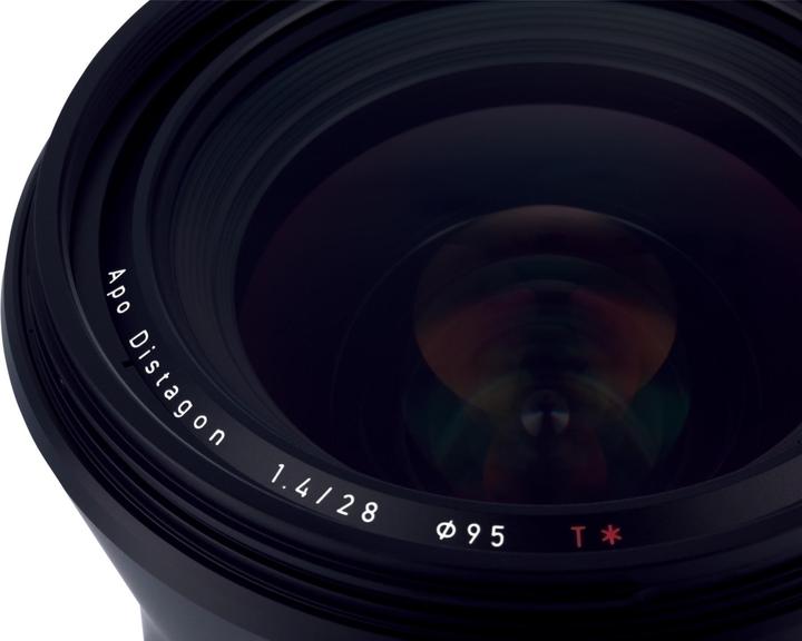 Produktbild Zeiss Otus T* 1.4 / 28 mm ZE Canon EF Mount (Canon EF, Vollformat)