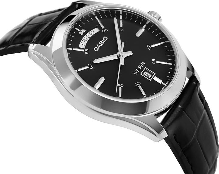 Image du produit Casio COLLECTION Mod. DAY DATE 50m (Montre analogique, 45 mm)