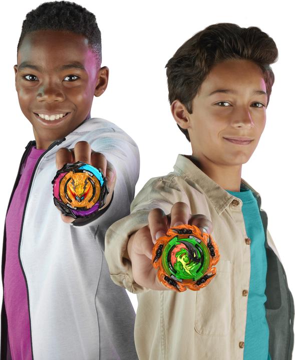 Image du produit Hasbro Beyblade Burst QuadStrike Light Ignite Beyblade Stadium Battle Set (Allemand, Français, Italien, Anglais, Néerlandais, Suédois, Norvégien, Polonais)