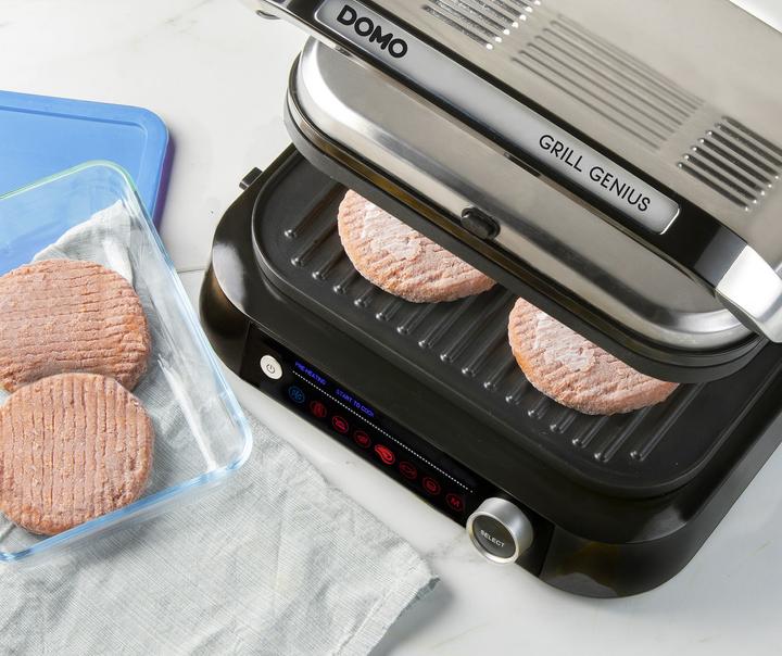 Actual product image Domo Genius Electric Contact Grill Non-stick Coating, with Display Stainless Steel, Black (EU plug)