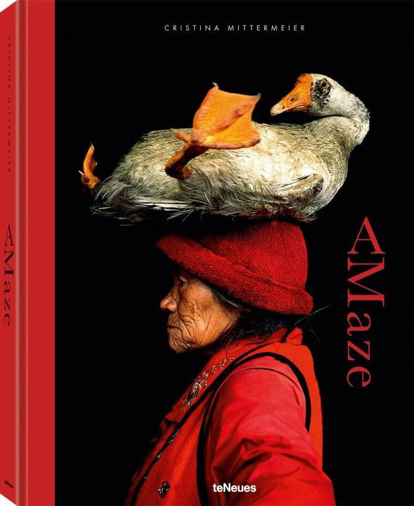 Actual product image Amaze (French, English, German, Christina Mittermeier)