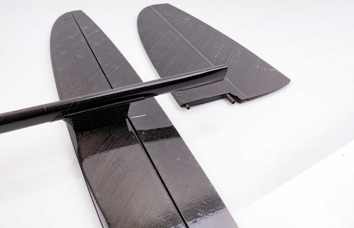Actual product image Flyinger Joy F5J 2,5m Carbon Normal Version "Smiley" competition model by MH (Mykola Horb