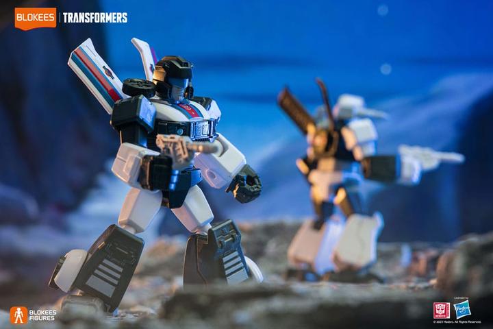 Produktbild Blokees Transformers Plastic Model Kit Galaxy Version 01 Roll Out Sortiment (9)
