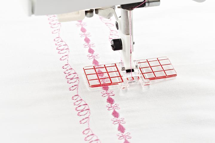 Actual product image Husqvarna Multi-line decorative stitch foot