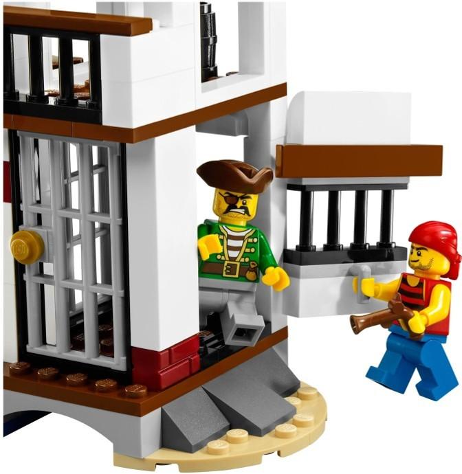 Produktbild LEGO Pirates Soldaten-Fort (70412)