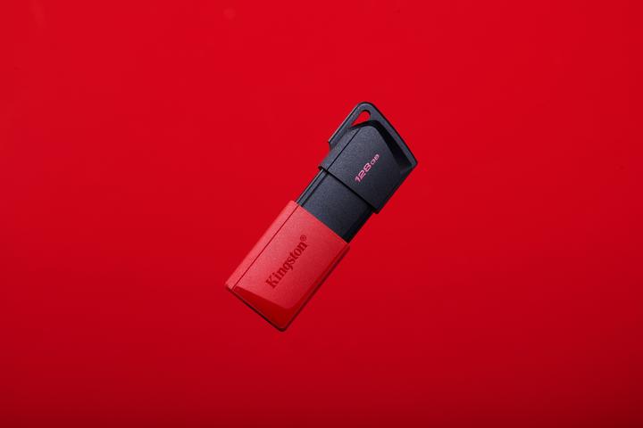 Produktbild Kingston DataTraveler Exodia M (128 GB, USB-A)