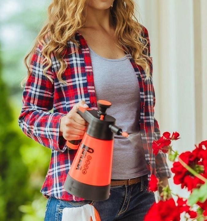 Actual product image Kwazar Sprinkler Venus With 360 Degree Sprayin (1.50 l)