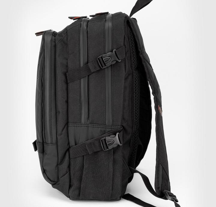 Image du produit Venum Sac à dos Challenger Pro Evo - Noir/Rouge (22.50 l)