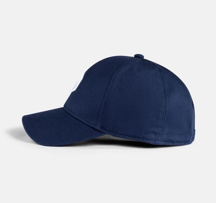 Actual product image Peak Performance Retro cap (One size)