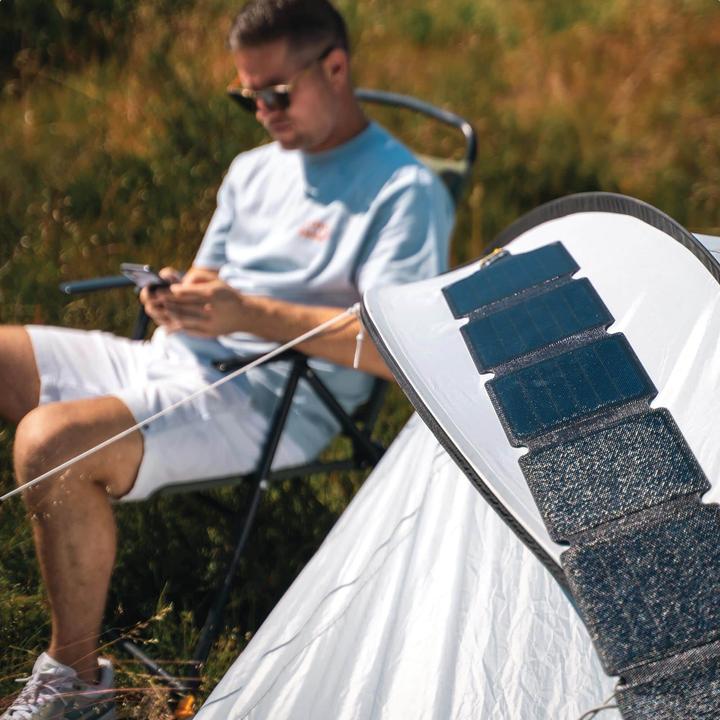 Actual product image Aqiila Sunbird P21 - Foldable solar panel (21 W, 0.60 kg)
