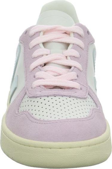 Actual product image Veja V-10 (40)