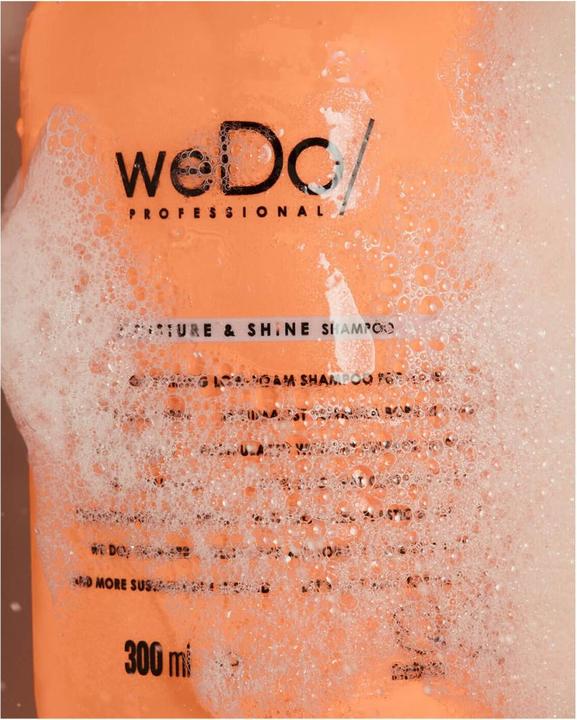 Actual product image Wella weDo/ Professional Moisture & Shine Shampoo - (300 ml, Liquid shampoo)