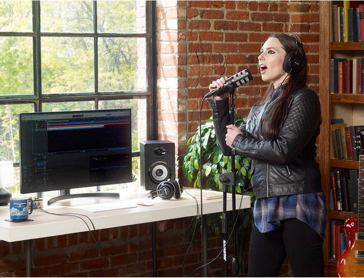 Actual product image Samson Q9x | Dynamic Broadcast Microphone
