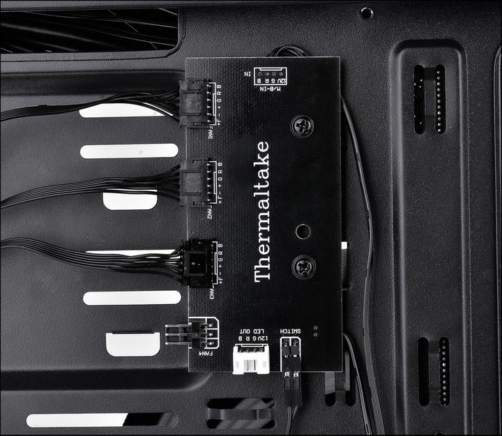 Produktbild Thermaltake Gehäuse Versa J22 TG RGB (ATX)