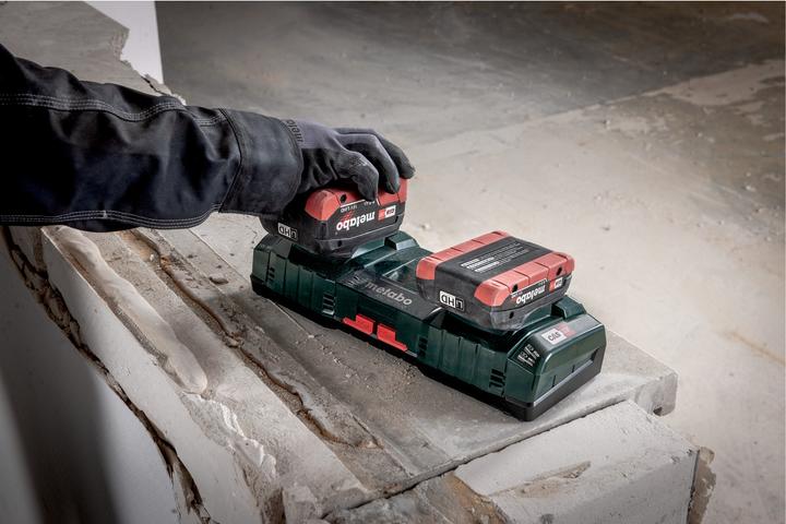 Actual product image Metabo Double quick charger ASC 145 DUO Air Cooled (10.8 V)