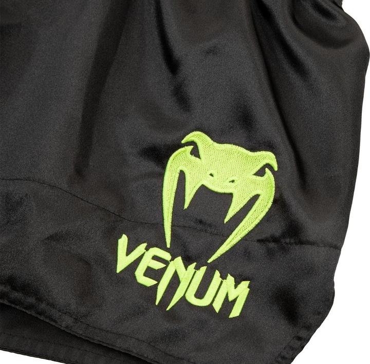 Produktbild Venum Muay Thai Shorts Classic (M)
