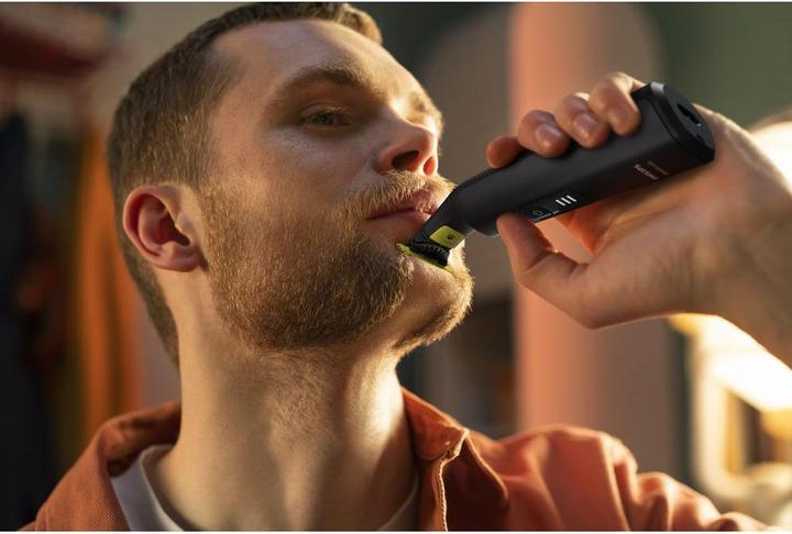 Immagine prodotto Philips OneBlade Pro 360 Viso + Corpo
